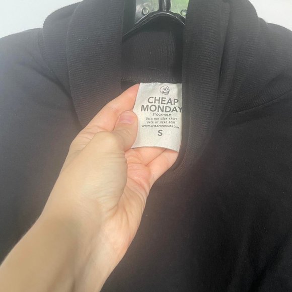 Cheap Monday Oversized Crop Turtleneck - Picture 2 of 2